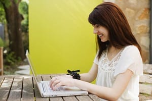woman-computer-laptop-email-millennial