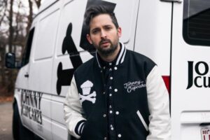  Johnny Earle, a.k.a. Johnny Cupcakes